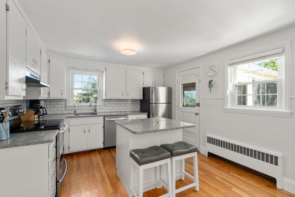 121 Hillside Ave