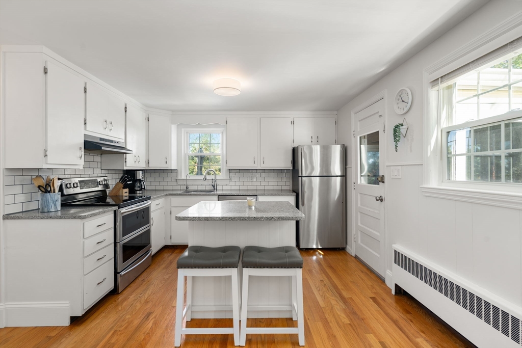 121 Hillside Ave