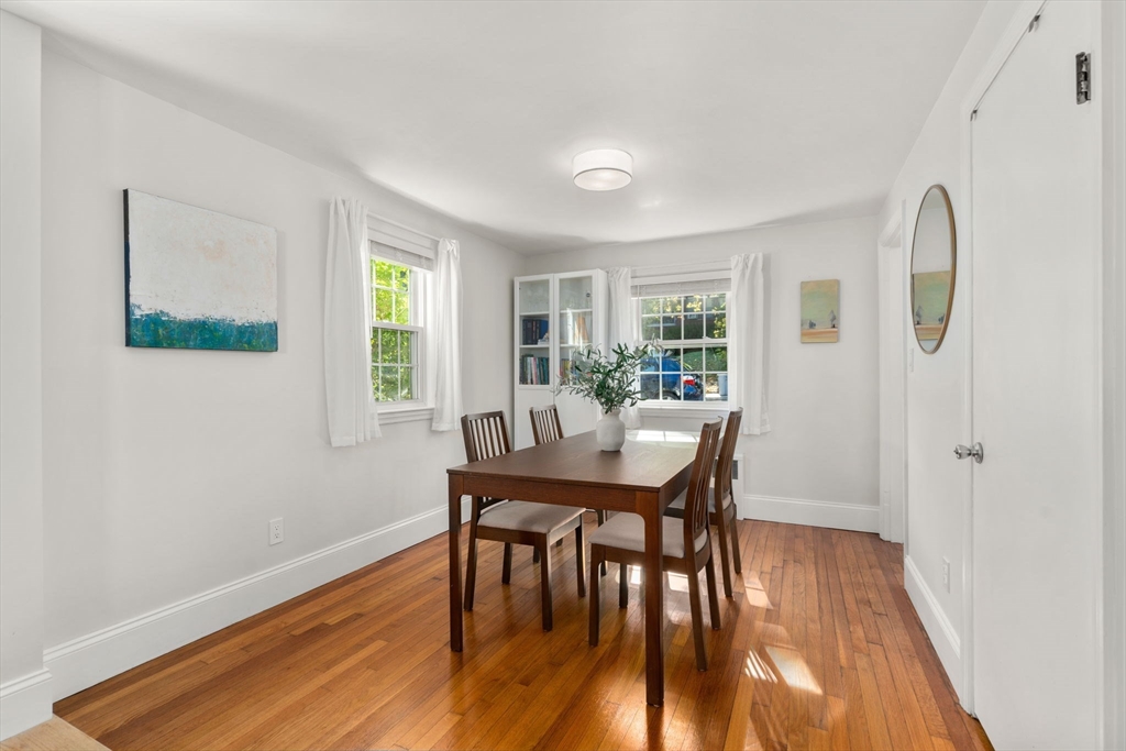 121 Hillside Ave