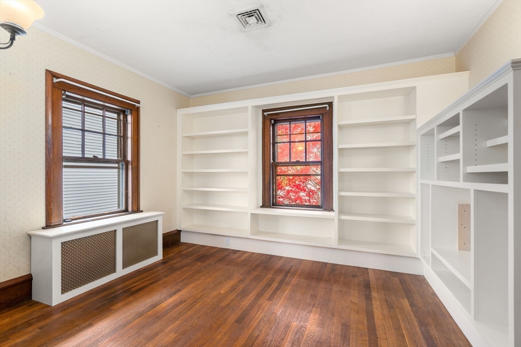 1421 Quincy Shore Dr