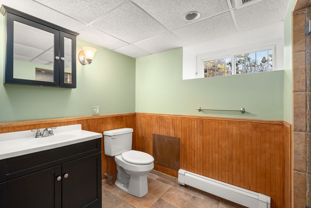 1421 Quincy Shore Dr