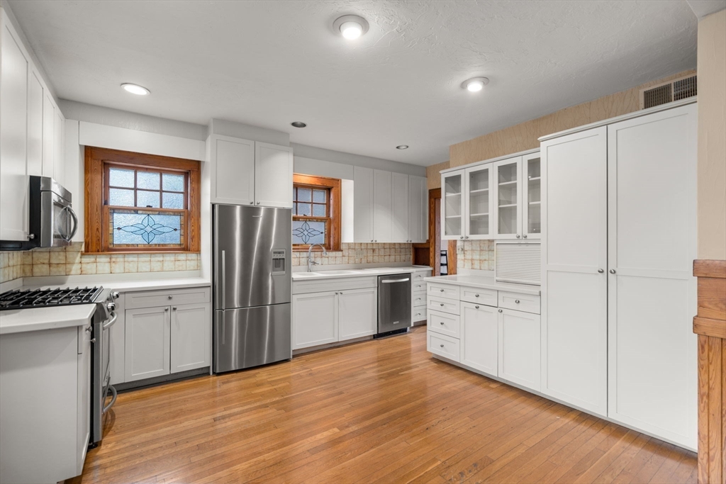 1421 Quincy Shore Dr