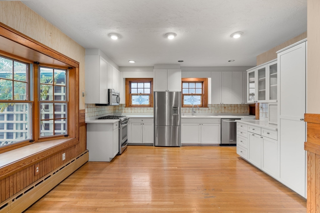 1421 Quincy Shore Dr