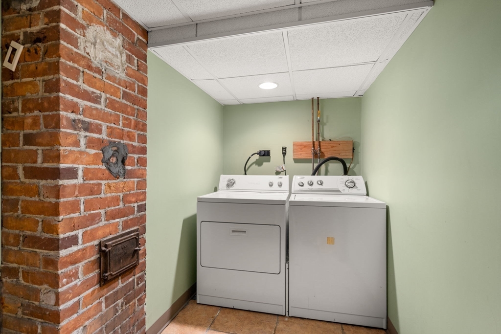 1421 Quincy Shore Dr