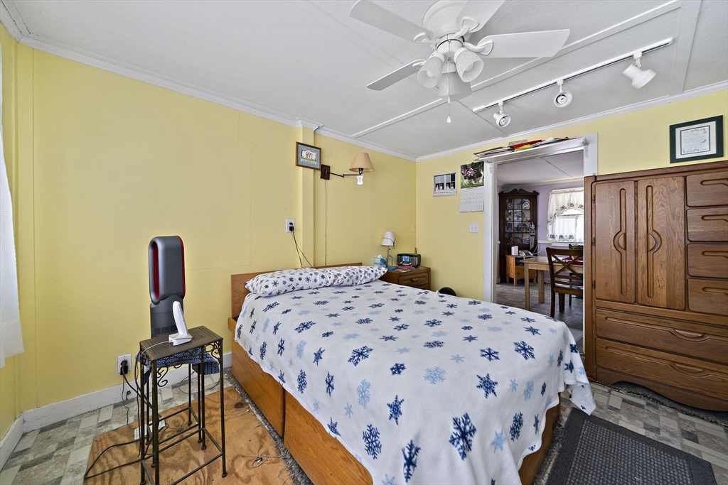 116 Greenvale Ave