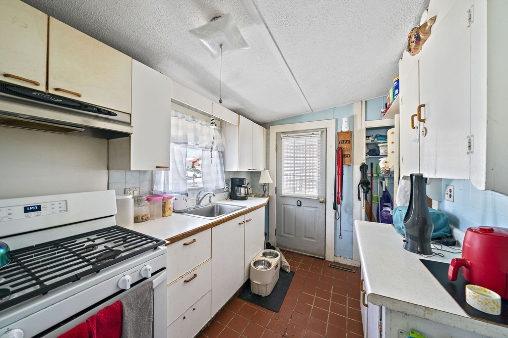 116 Greenvale Ave