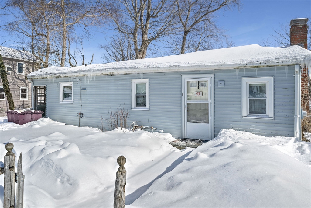 116 Greenvale Ave