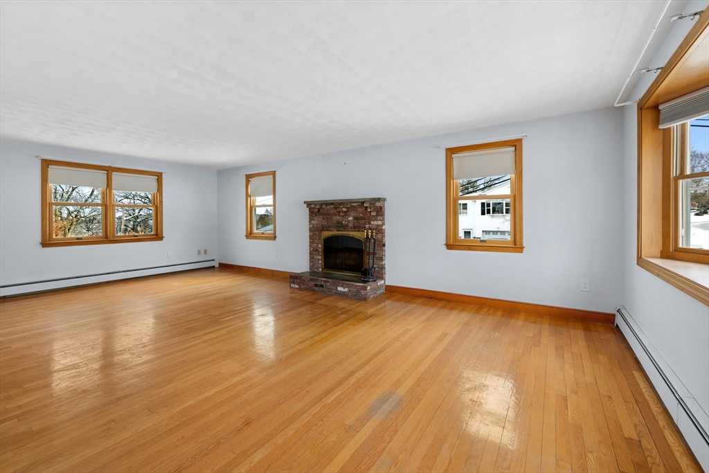 84 Gardiner Rd