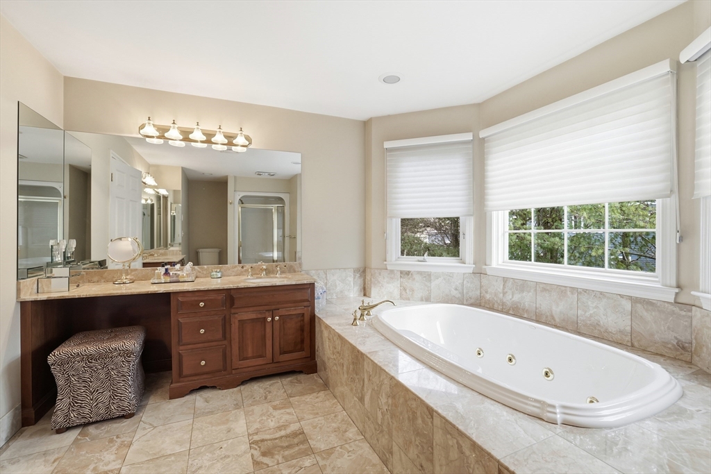 51 Farmside Dr