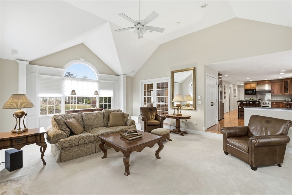51 Farmside Dr