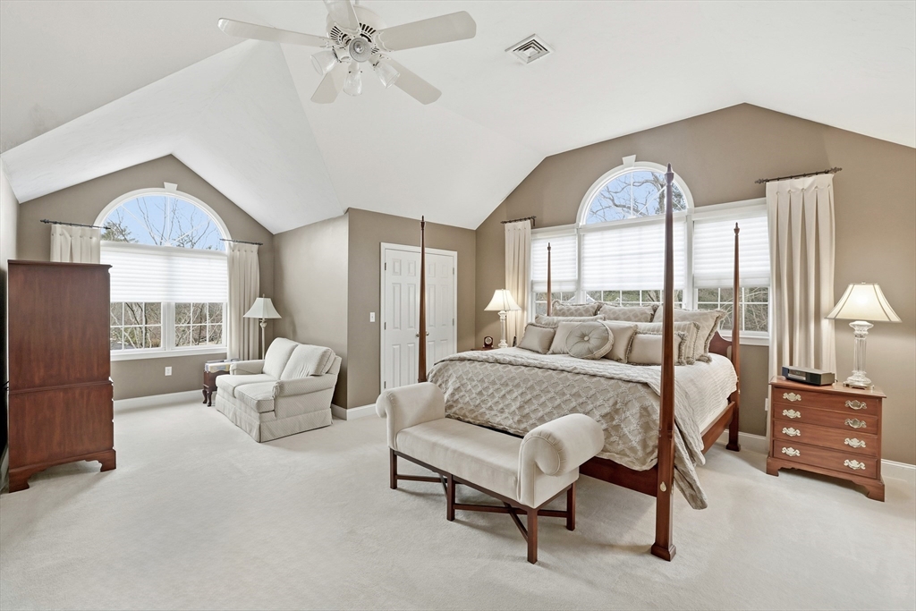 51 Farmside Dr