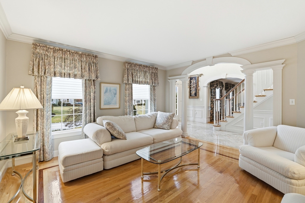51 Farmside Dr