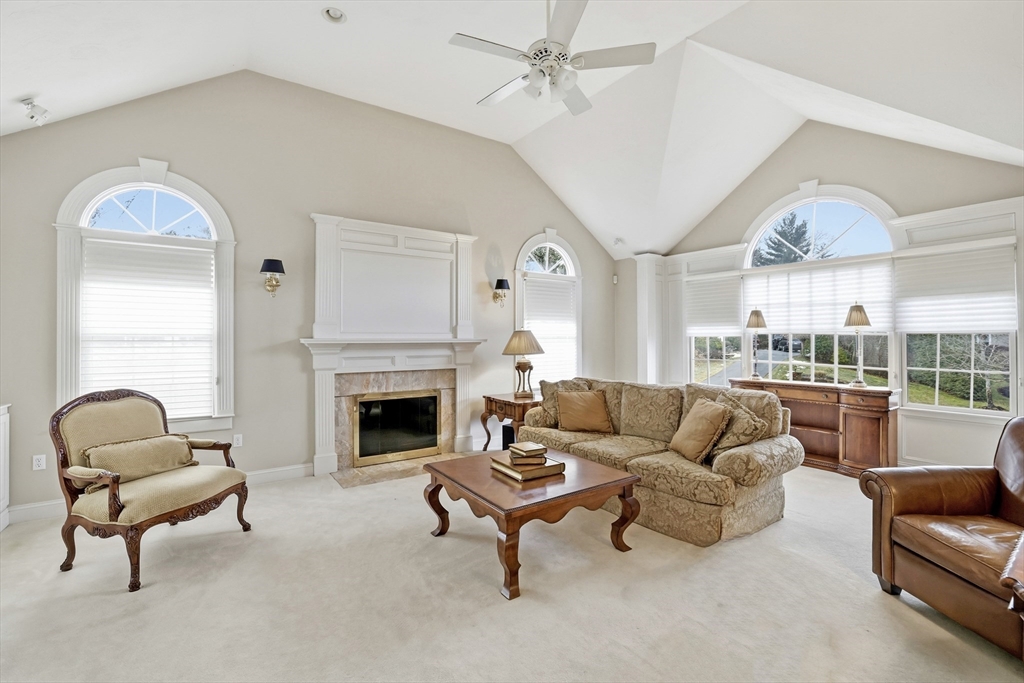 51 Farmside Dr