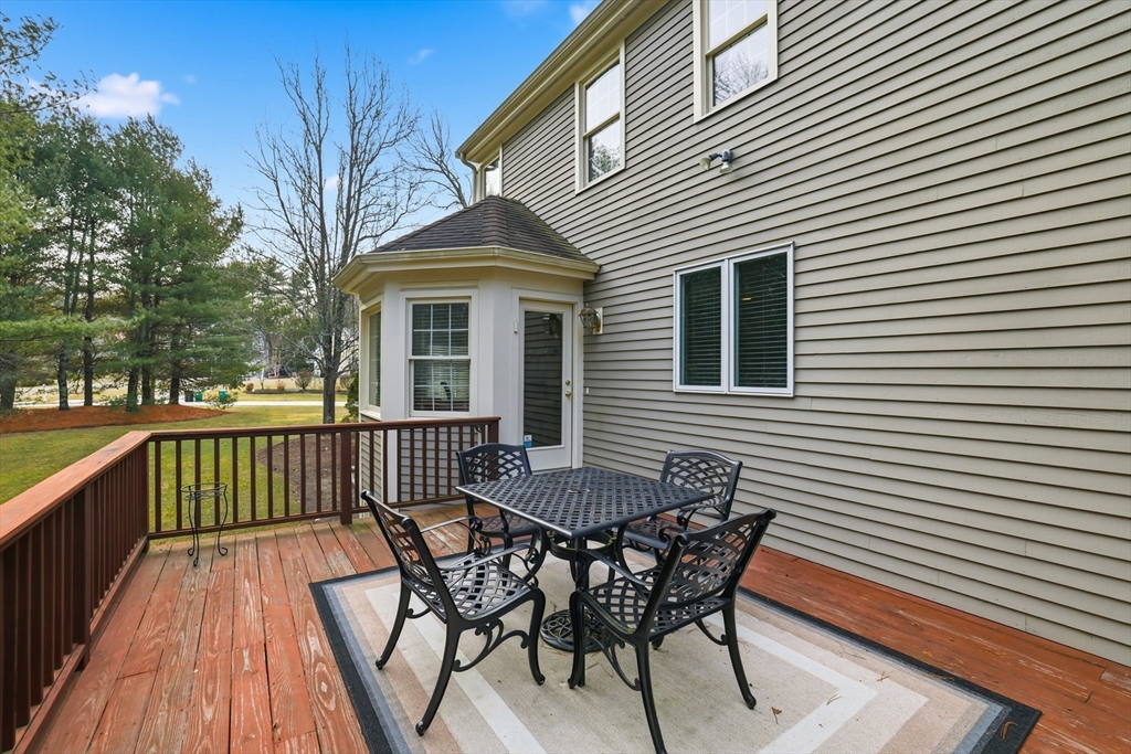 51 Farmside Dr