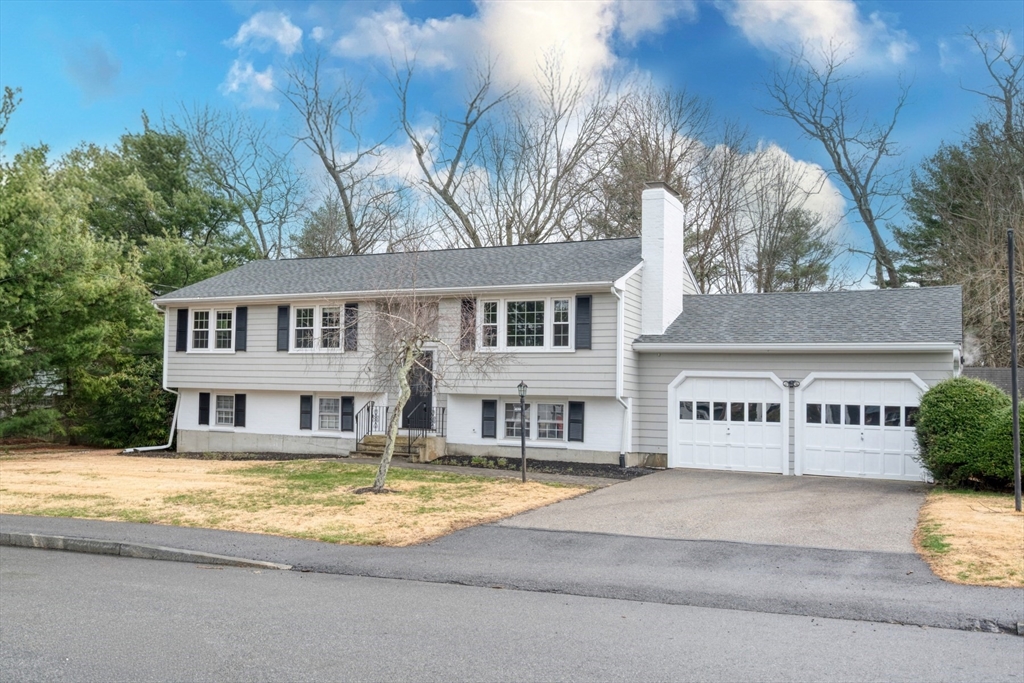 74 Ryder Rd