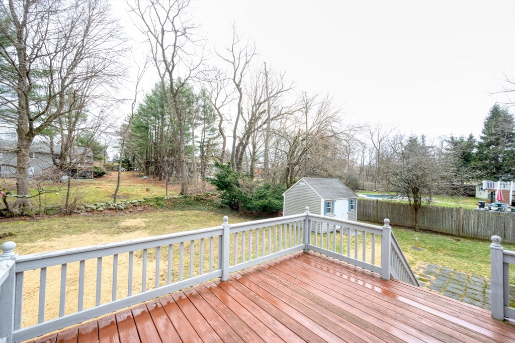74 Ryder Rd