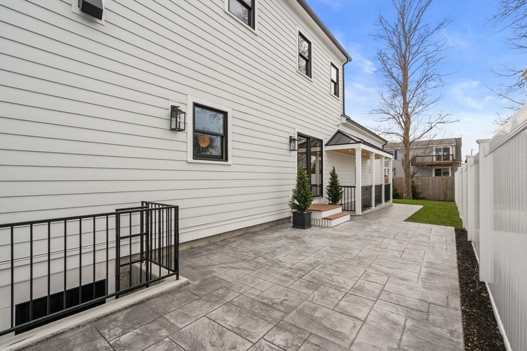 59 Bay View Ave