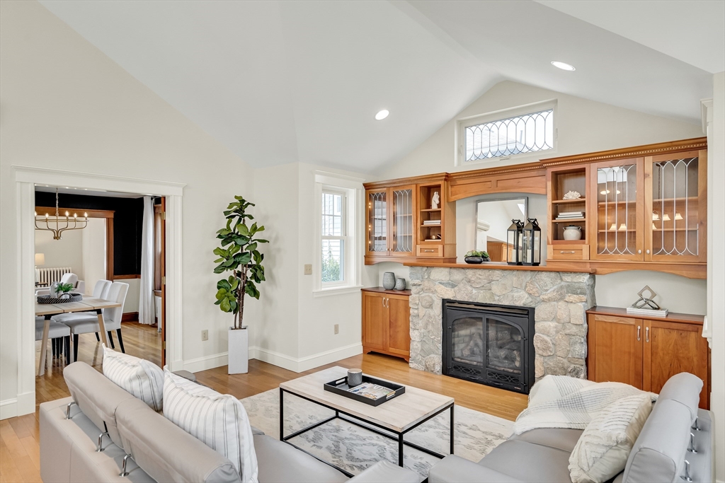 38 Jenness St