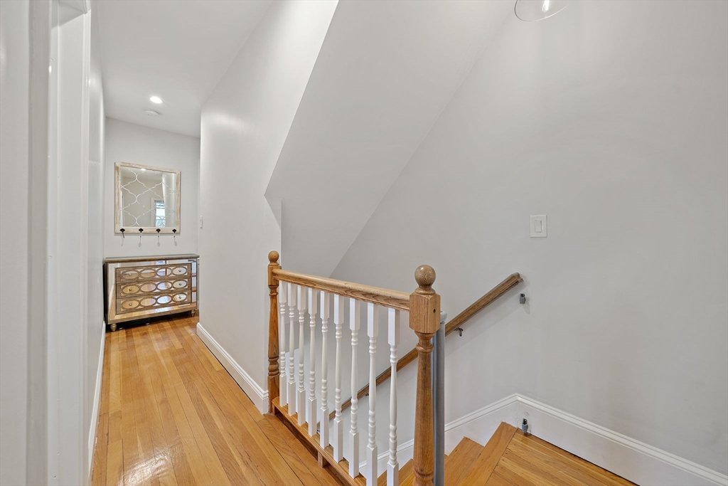 14 Hall Place # 2