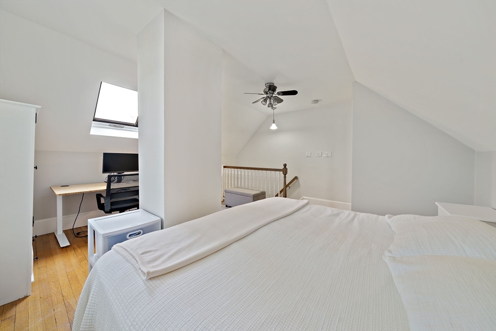 14 Hall Place # 2