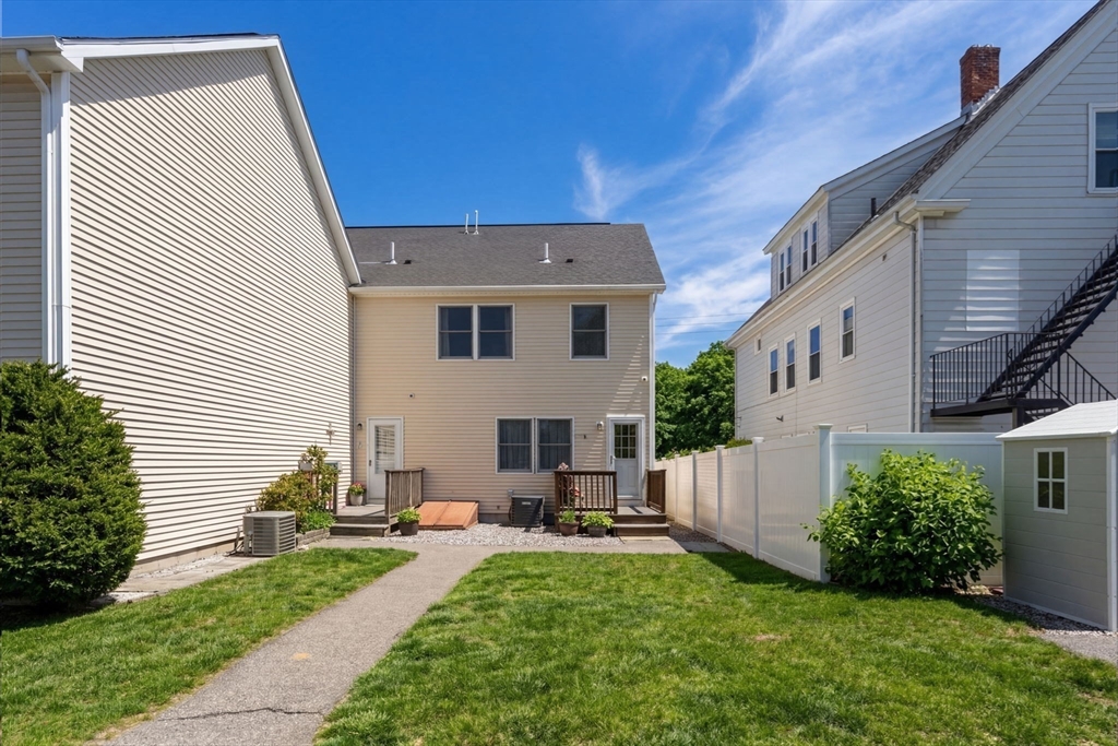100 Railroad St # 100