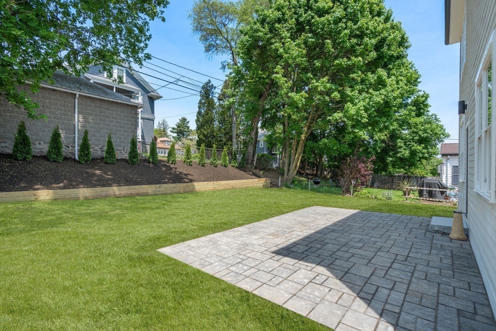 33 Fendale Ave
