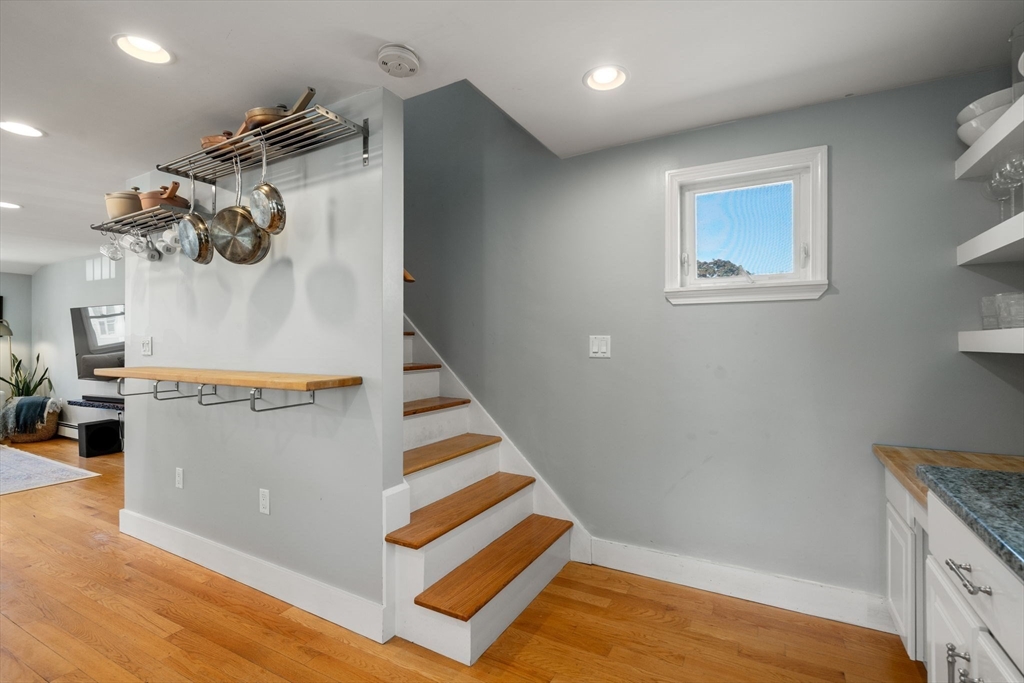 58 Bay View Ave