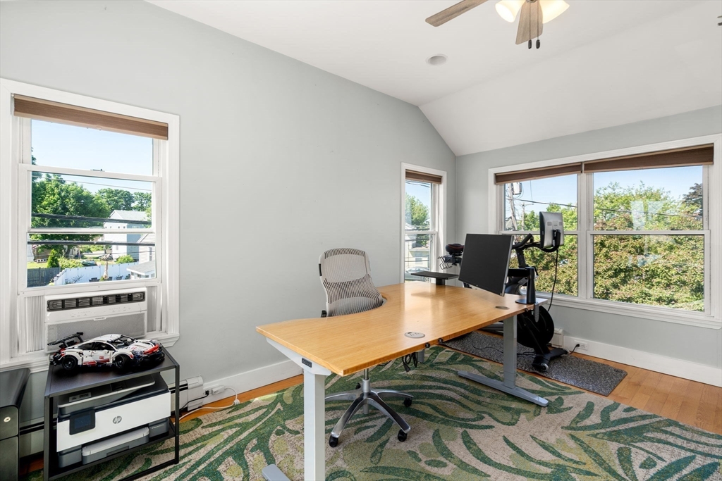 58 Bay View Ave