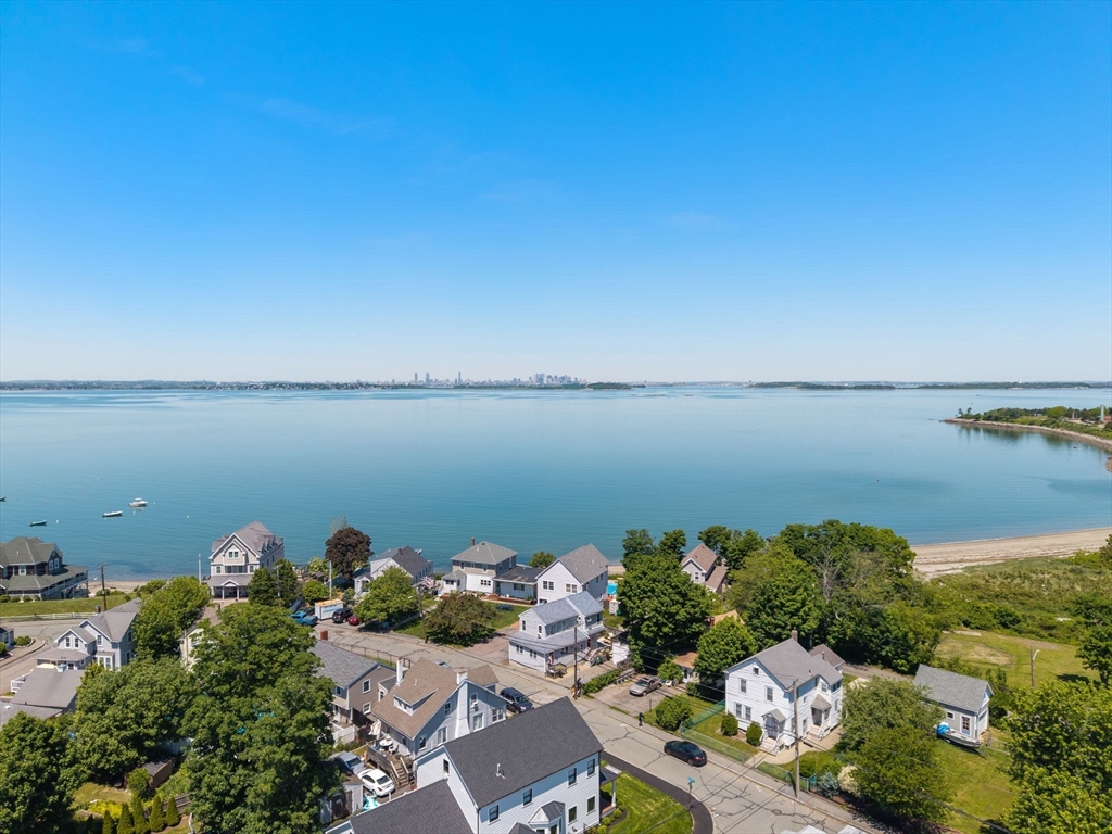 58 Bay View Ave
