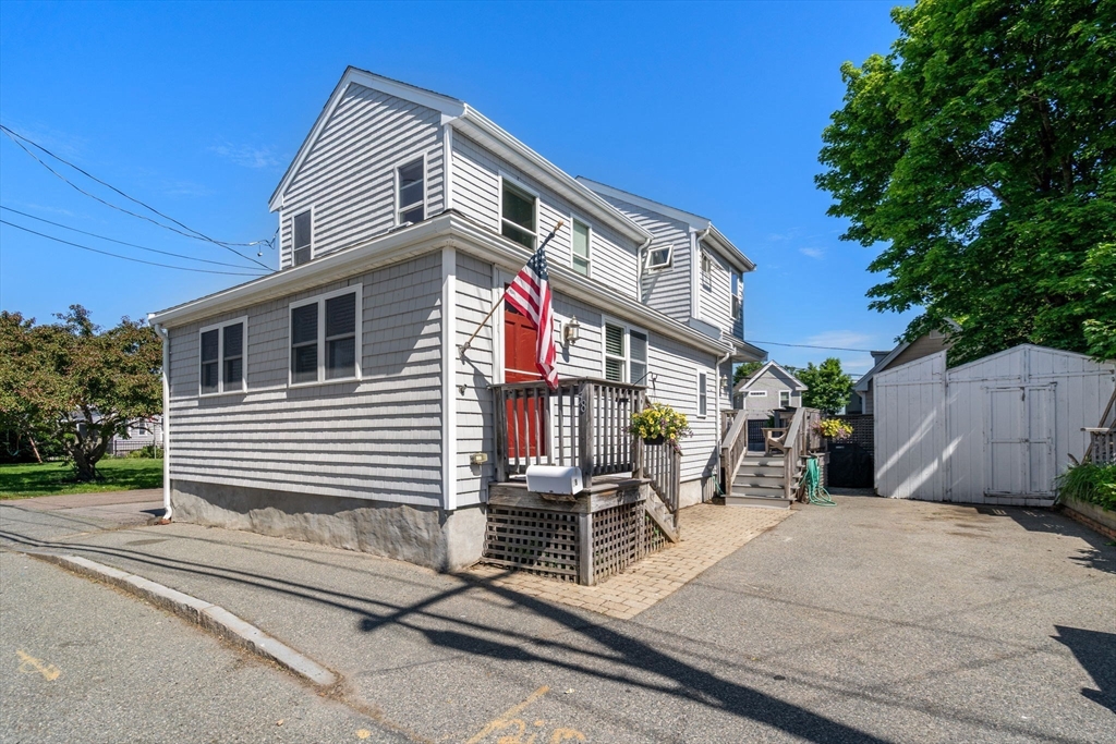 58 Bay View Ave