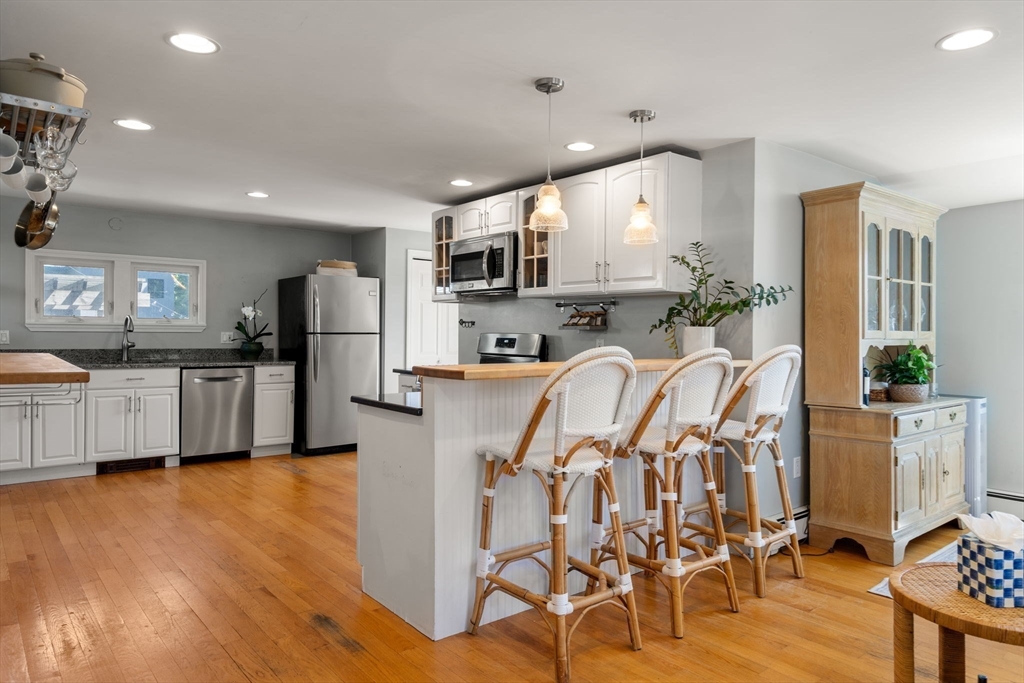 58 Bay View Ave