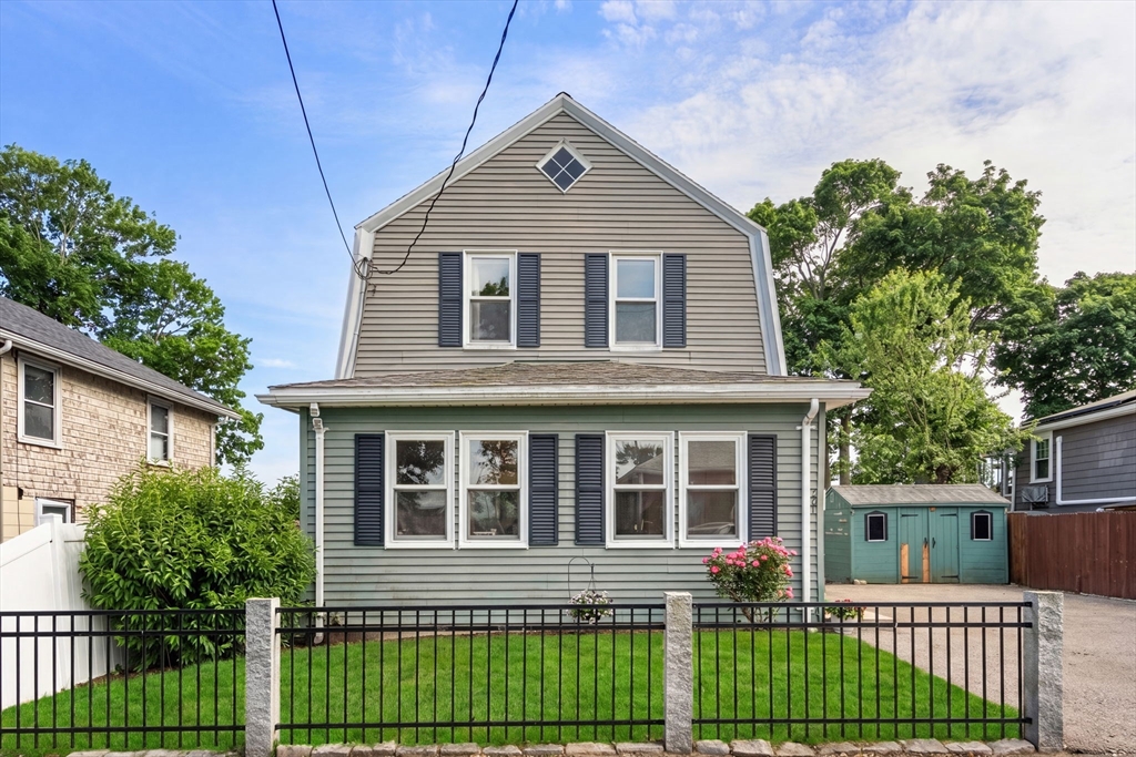 221 Winthrop St