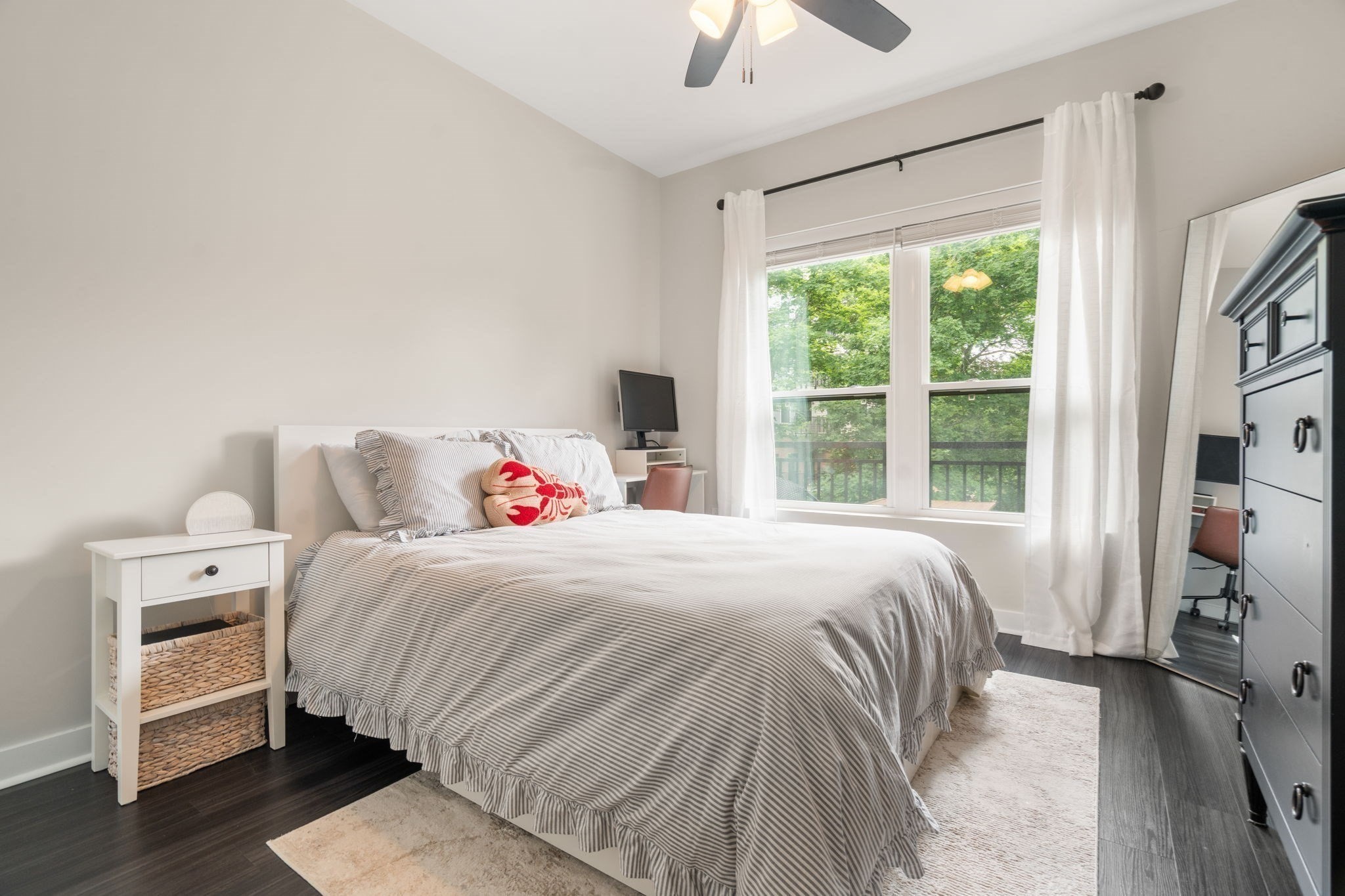 999 Hancock St # 313