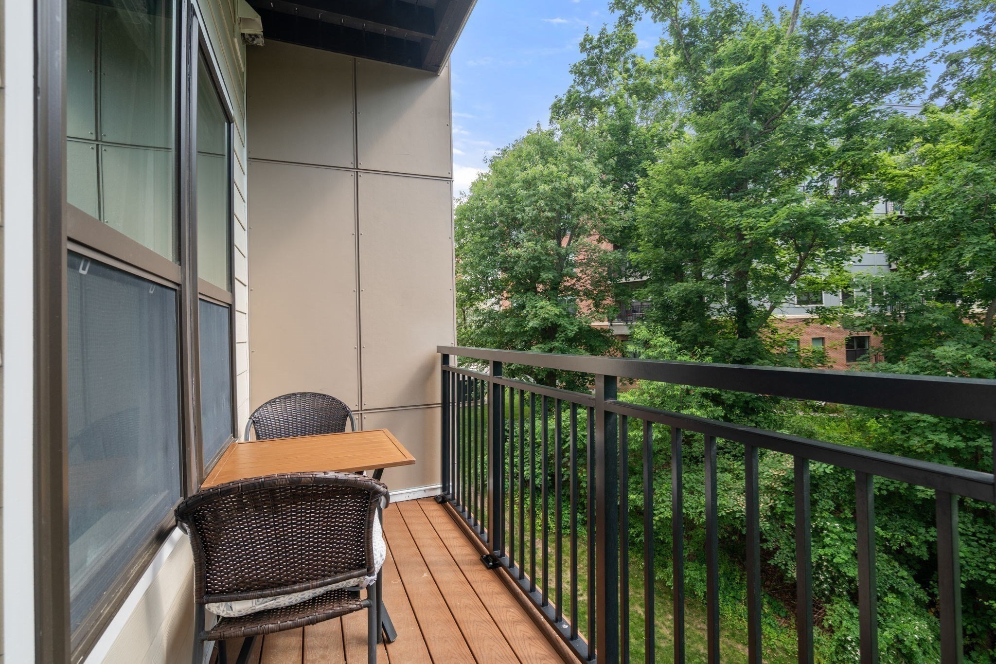 999 Hancock St # 313