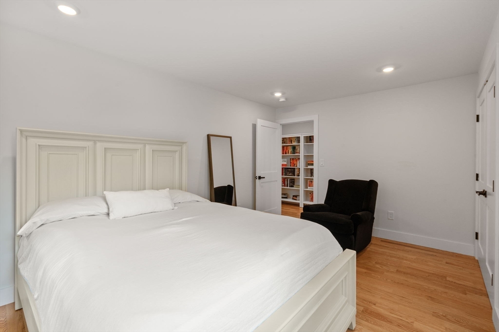 20 Ufford St # 1