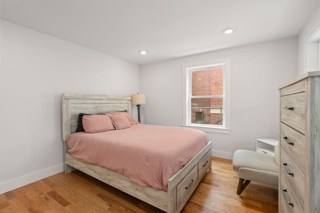 20 Ufford St # 1