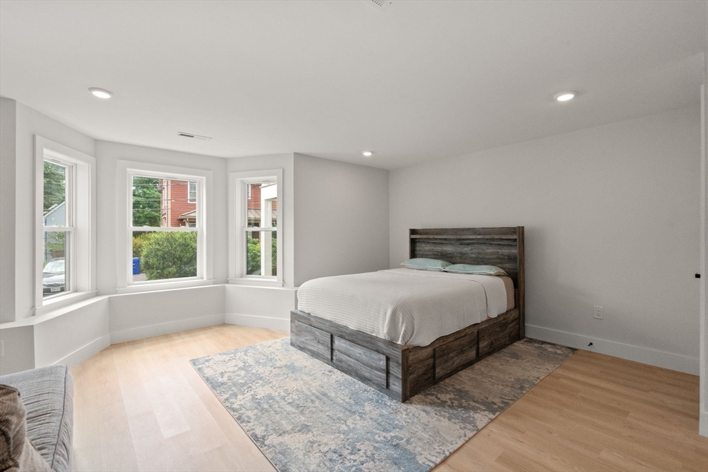 20 Ufford St # 1