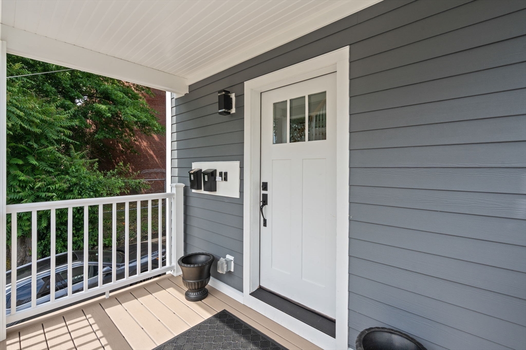 20 Ufford St # 1
