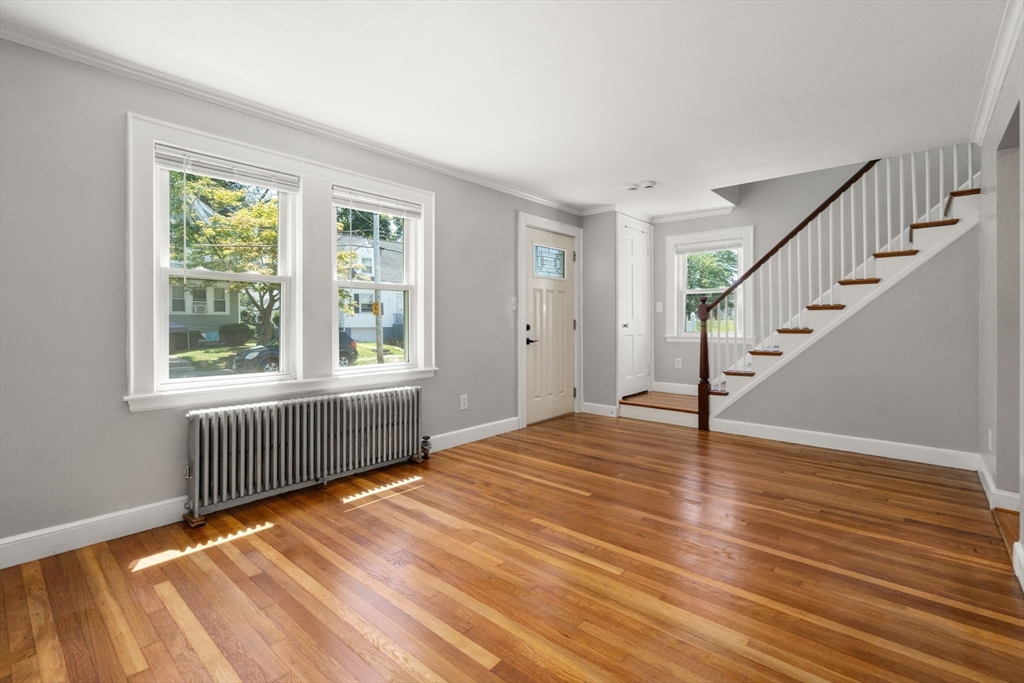 36 Russell St