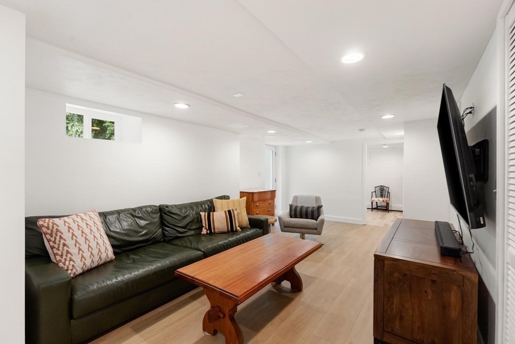 15 Gridley St