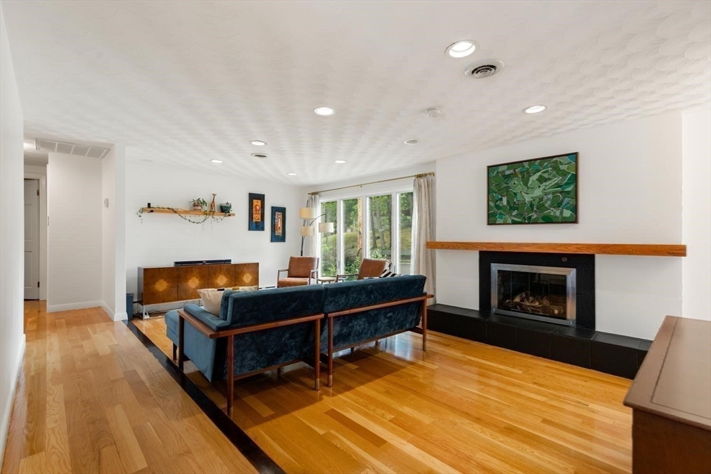 15 Gridley St