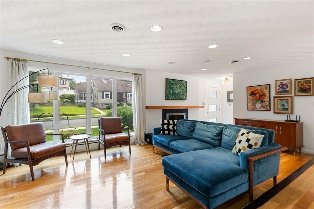 15 Gridley St