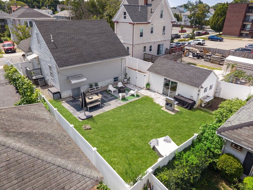 60 French St