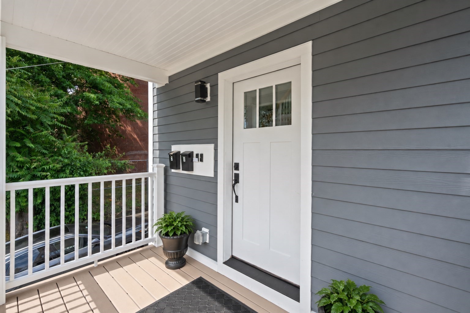 22-20 Ufford St # 1