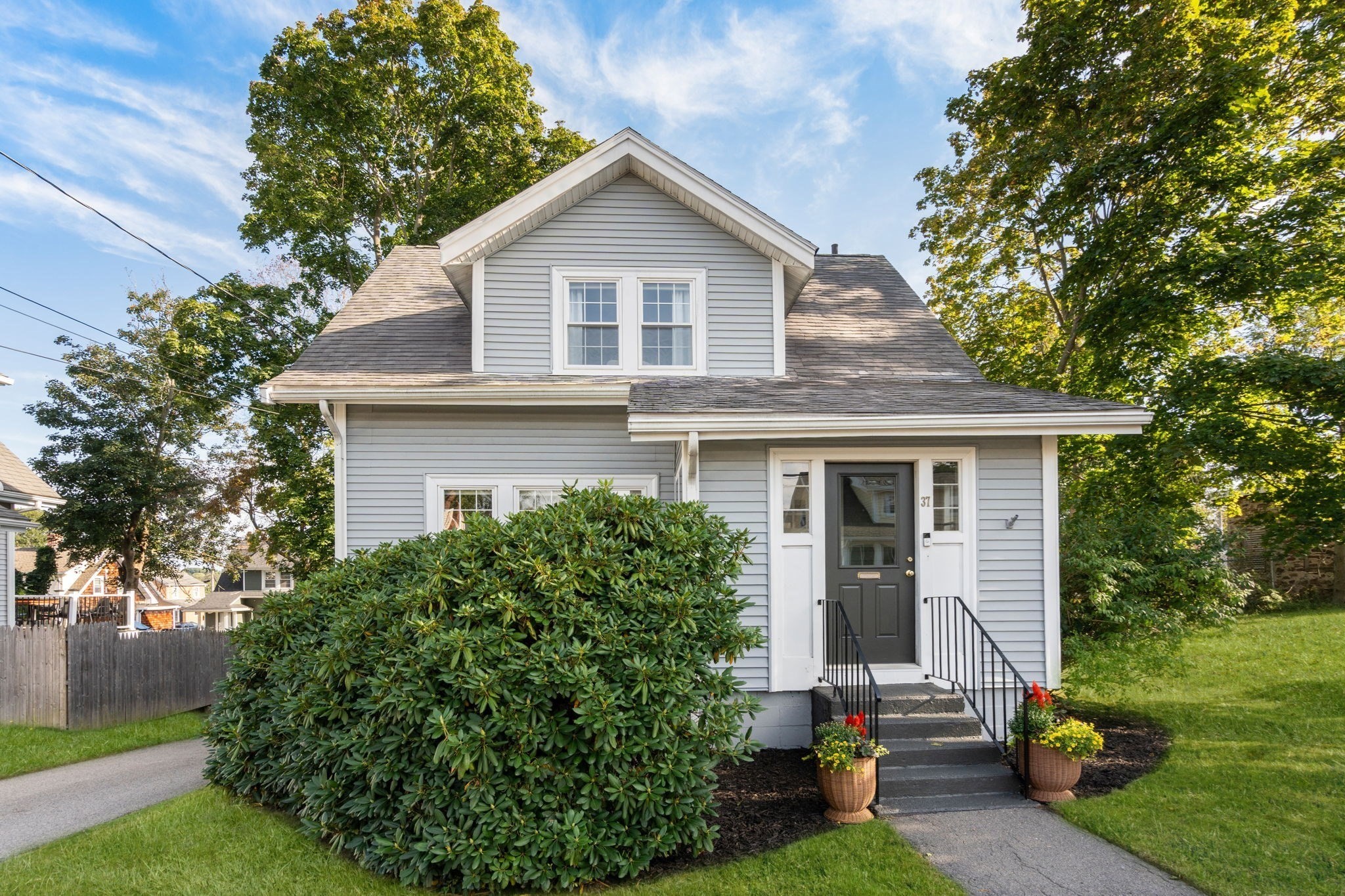 37 Arborway Dr