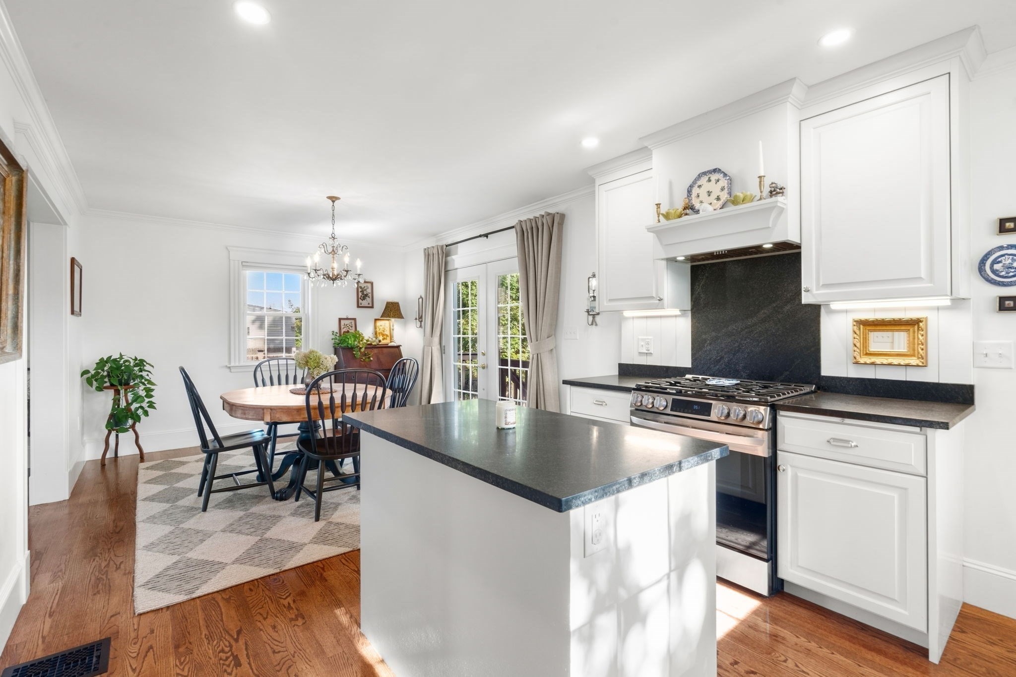 37 Arborway Dr