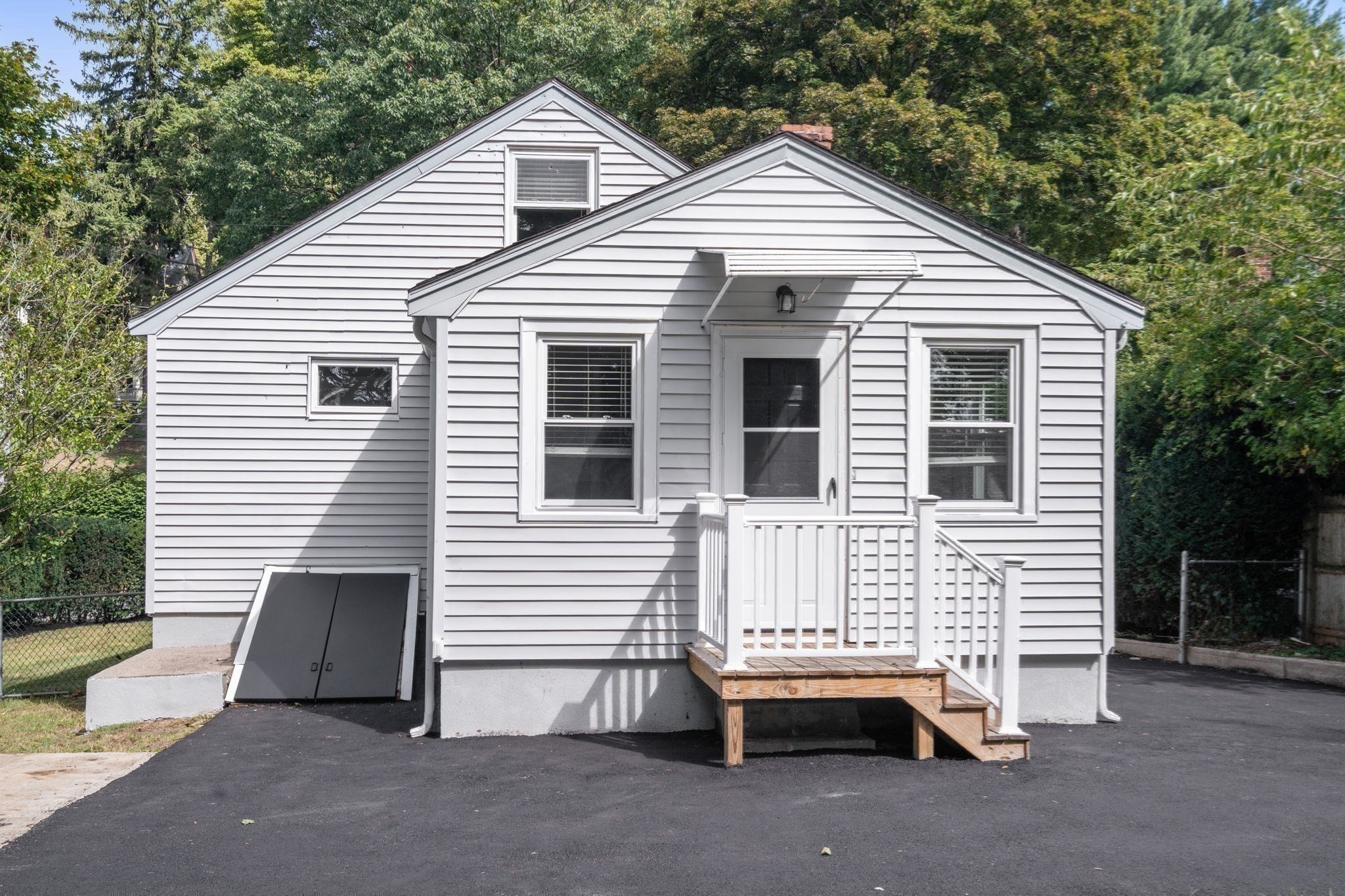 111 Williams Ave