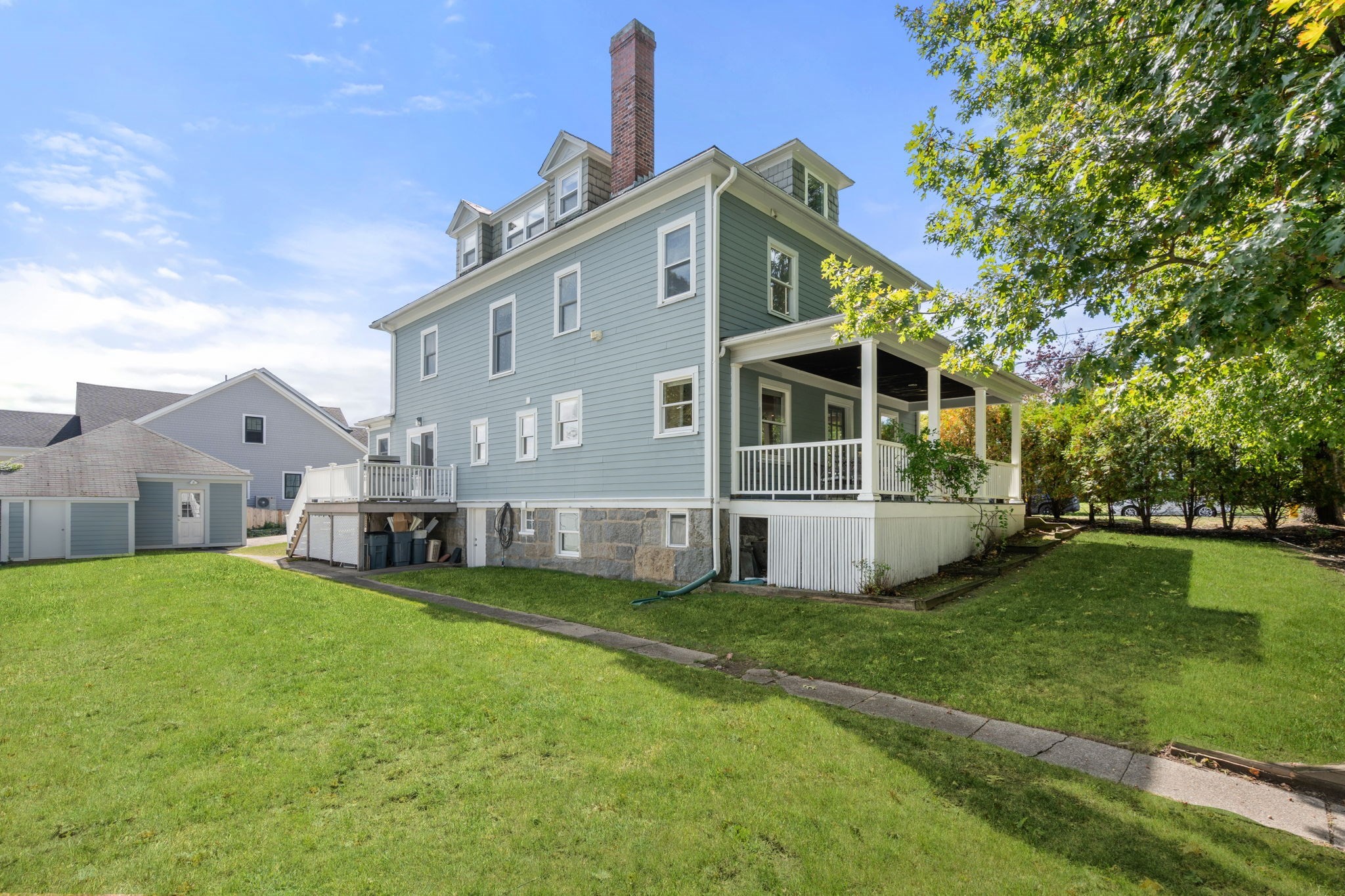 380 Highland Ave