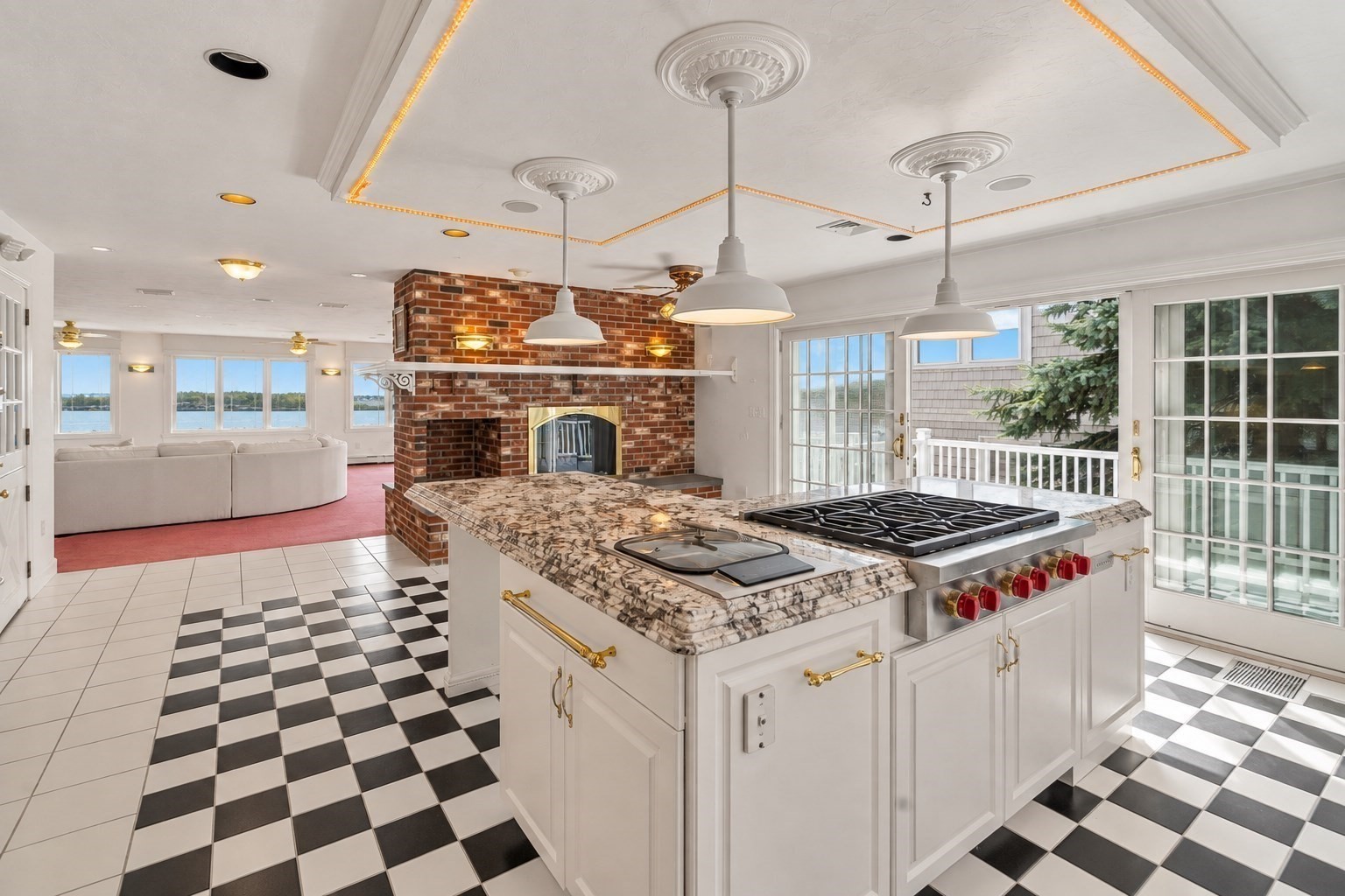 125 Edgewater Drive