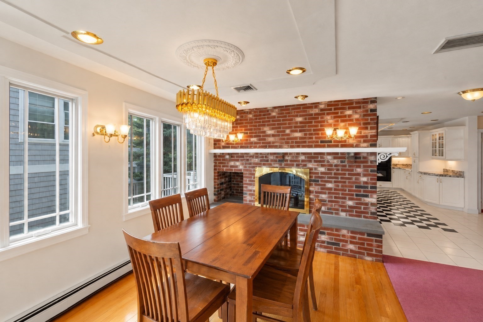 125 Edgewater Drive
